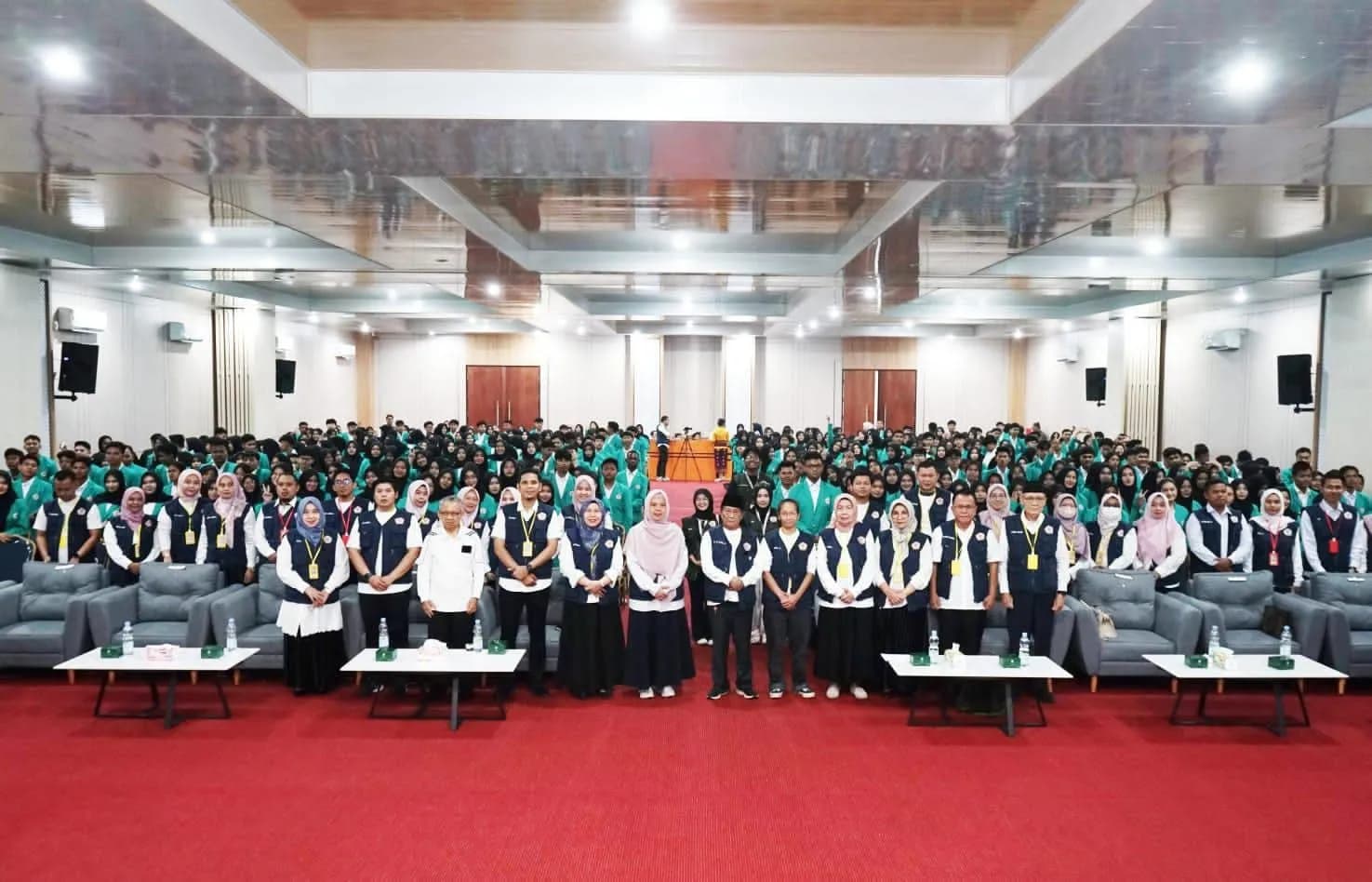 UHTP GELAR PKKMB TAHUN 2026, SAMBUT 983 ORANG MAHASISWA BARU MENUJU KAMPUS BERMARWAH, UNGGUL DAN BERDAYA SAING GLOBAL