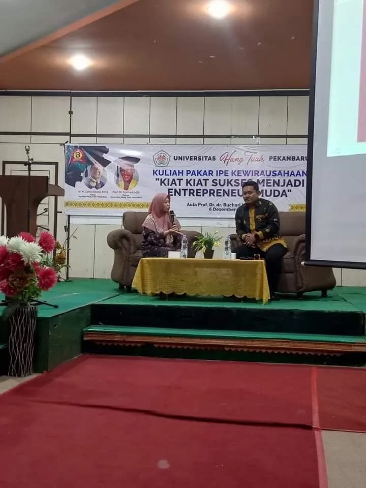 Kuliah Pakar IPE Kewirausahaan KIAT-KIAT SUKSES MENJADI ENTREPRENEUR MUDA