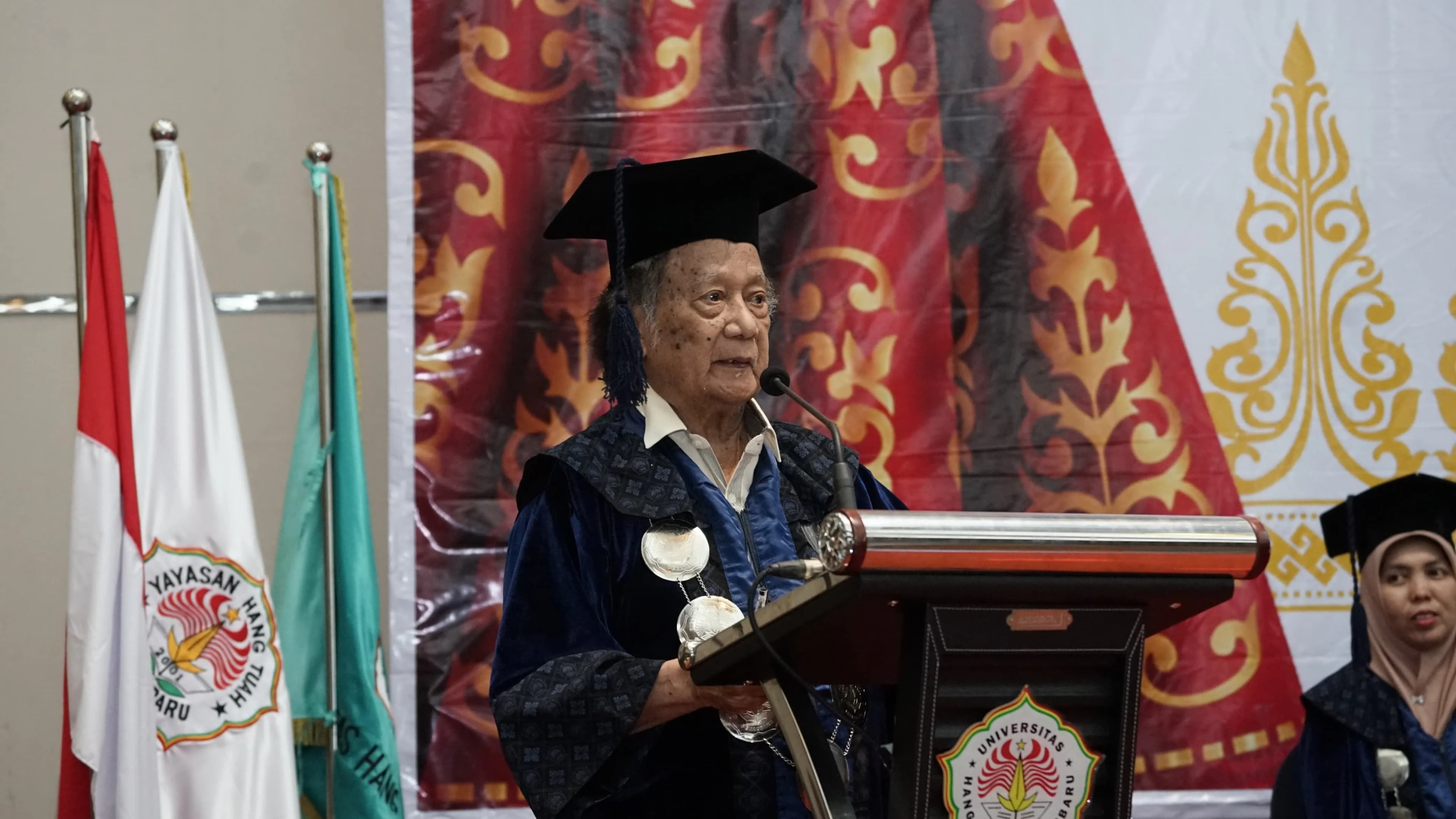 Wisuda ke-9 Periode Oktober 2026 Universitas Hang Tuah Pekanbaru Meningkatkan Kerja sama Dengan Pakar IT Teknologi Informasi dari Jerman