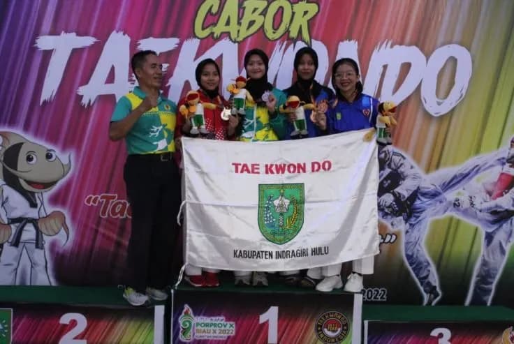 Mahasiswa S1 Keperawatan Raih Prestasi dikejuaraan Provprov Riau X 2022 Cabang Olahraga Taekwondo